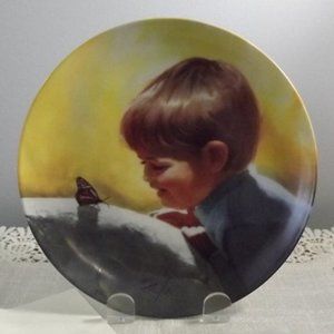 Sunny Surprise Collector Plate by Zolan 1989